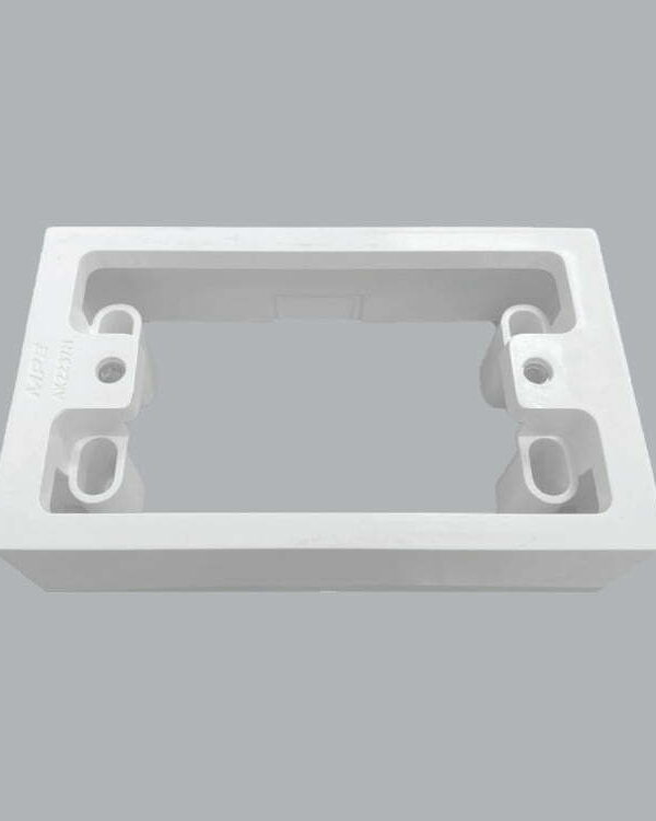 Hộp nhựa nổi cho mặt A20 và viền A20-WN MPE AK2237N